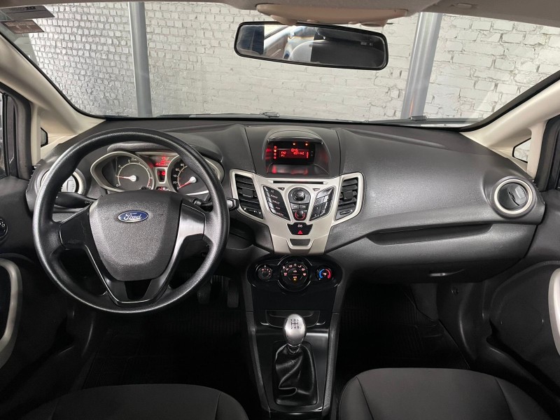 FIESTA 1.6 SE HATCH 16V FLEX 4P MANUAL - 2013 - CAXIAS DO SUL