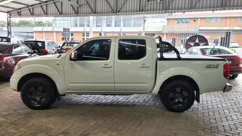 FRONTIER 2.5 LE 4X4 CD TURBO ELETRONIC DIESEL 4P AUTOMÁTICO - 2013 - GARIBALDI