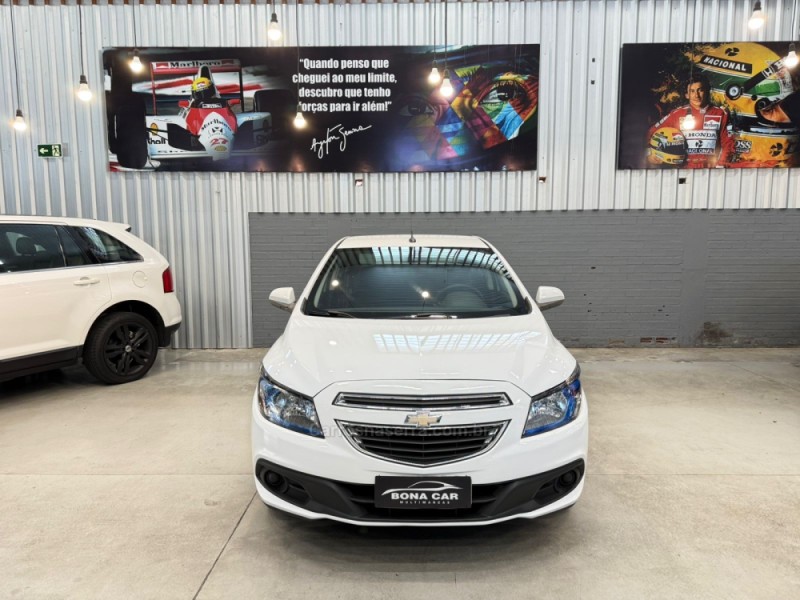 PRISMA 1.4 MPFI LT 8V FLEX 4P MANUAL - 2015 - CAXIAS DO SUL