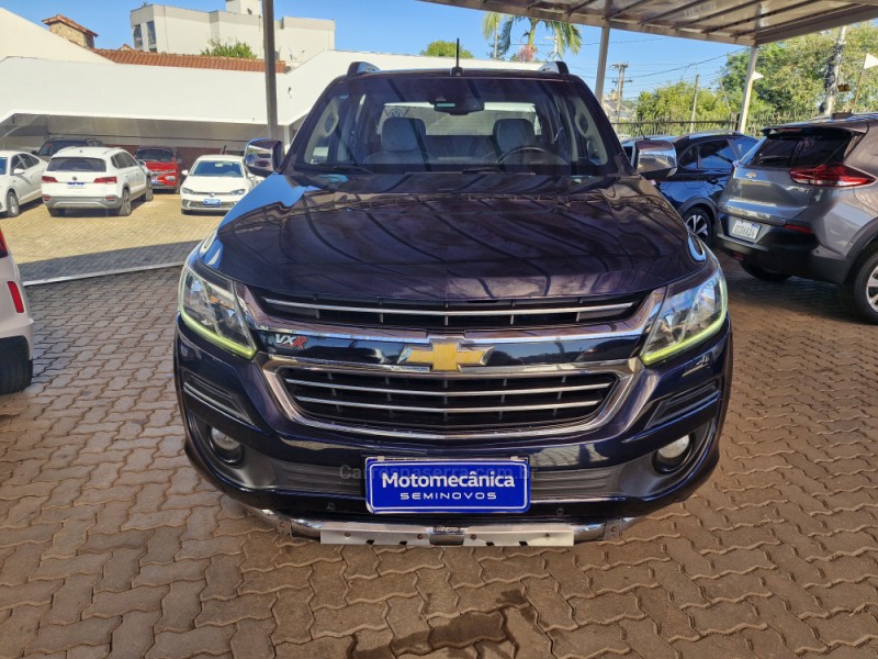 S10 2.4 MPFI LTZ 4X4 CD 8V FLEX 4P MANUAL - 2017 - LAJEADO