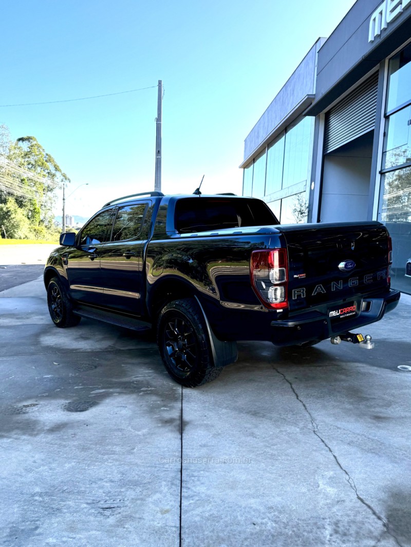 RANGER 2.2 BLACK 4X2 CD 16V DIESEL 4P AUTOMÁTICO - 2023 - LAJEADO