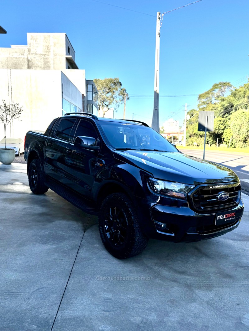 RANGER 2.2 BLACK 4X2 CD 16V DIESEL 4P AUTOMÁTICO - 2023 - LAJEADO