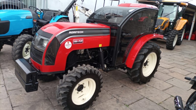 TRATOR 1155.4 