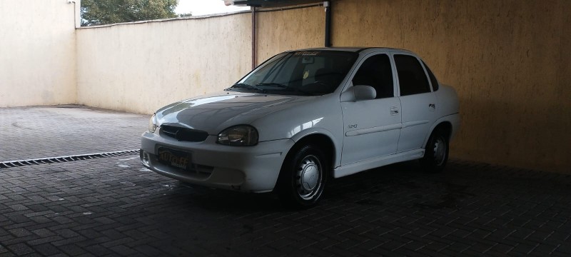 CLASSIC 1.0 VHC LIFE 8V FLEX 4P MANUAL - 2005 - CANELA