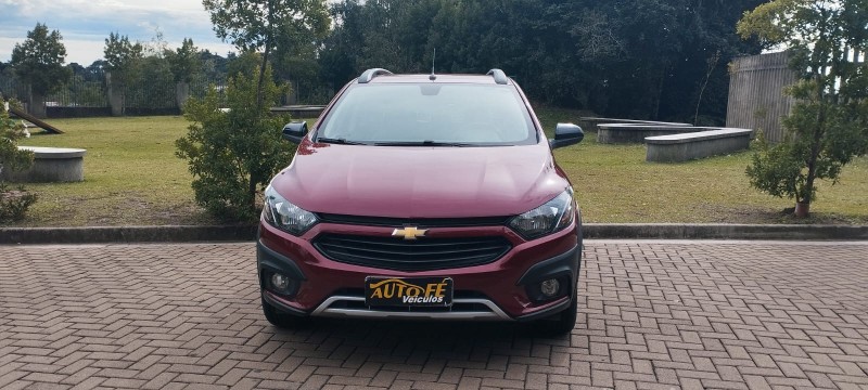 ONIX 1.4 MPFI ACTIV 8V FLEX 4P MANUAL - 2019 - CANELA