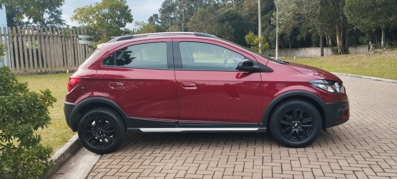ONIX 1.4 MPFI ACTIV 8V FLEX 4P MANUAL - 2019 - CANELA