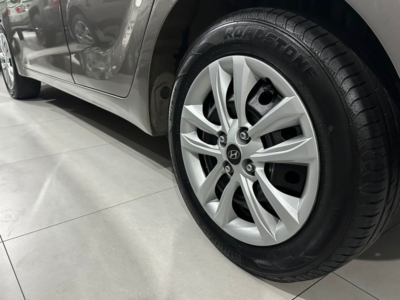 HB20 1.0 COMFORT PLUS 12V FLEX 4P MANUAL - 2017 - CAXIAS DO SUL