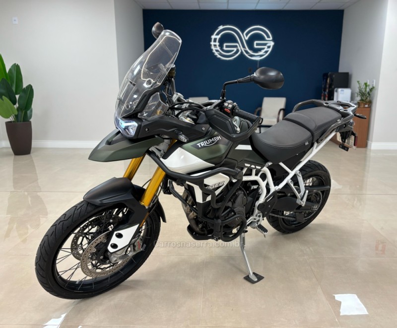 tiger 900 rally  2021 carlos barbosa