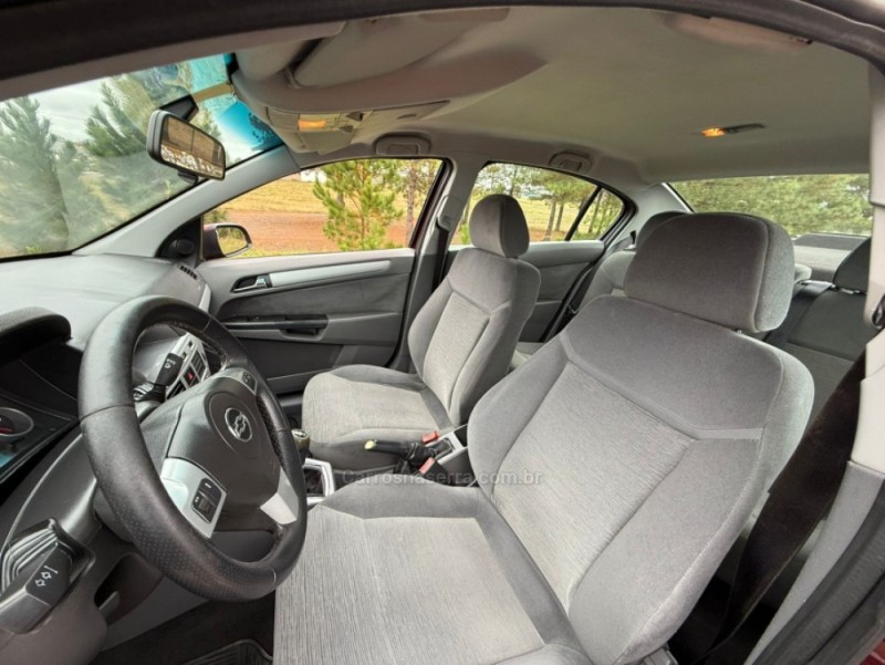 VECTRA 2.0 MPFI ELEGANCE 8V FLEX 4P MANUAL - 2010 - VACARIA