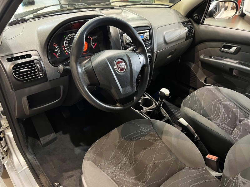 SIENA 1.4 MPI EL 8V FLEX 4P MANUAL - 2013 - FARROUPILHA