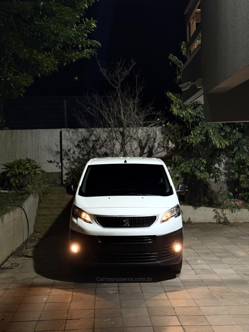 EXPERT 1.6 BLUEHDI DIESEL BUSINESS PACK MANUAL - 2022 - CAXIAS DO SUL