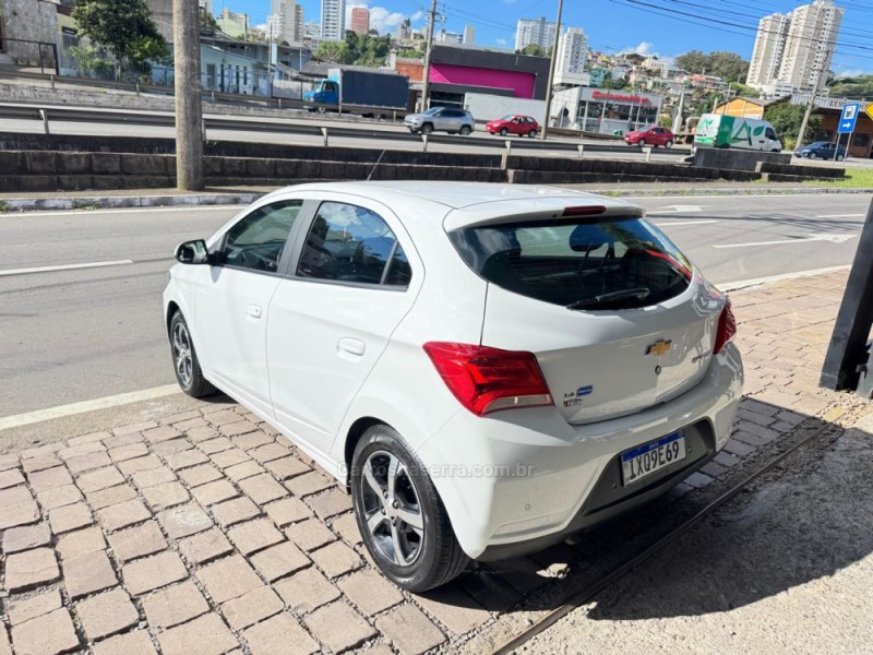 ONIX 1.4 MPFI LTZ 8V FLEX 4P MANUAL - 2017 - CAXIAS DO SUL