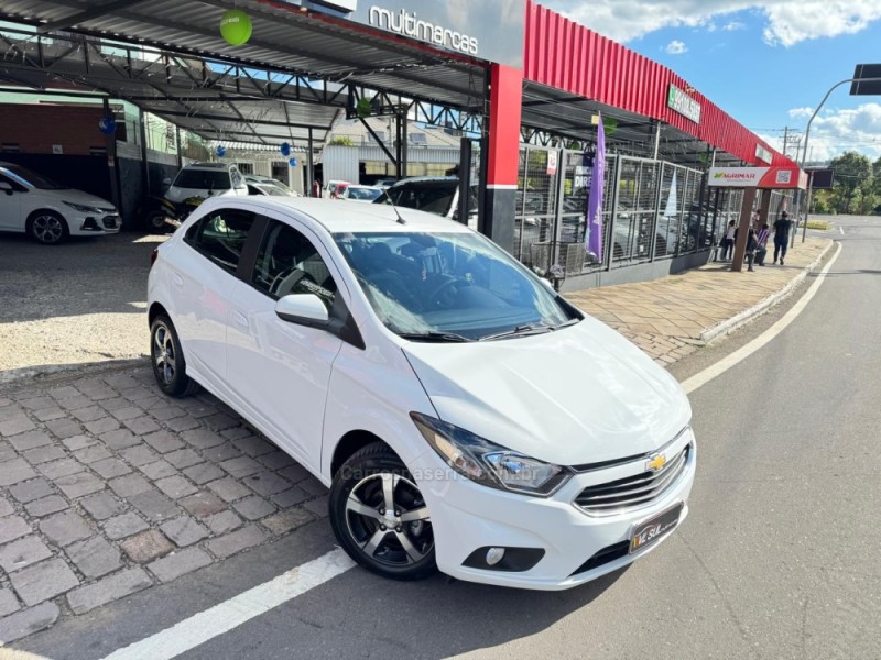ONIX 1.4 MPFI LTZ 8V FLEX 4P MANUAL - 2017 - CAXIAS DO SUL