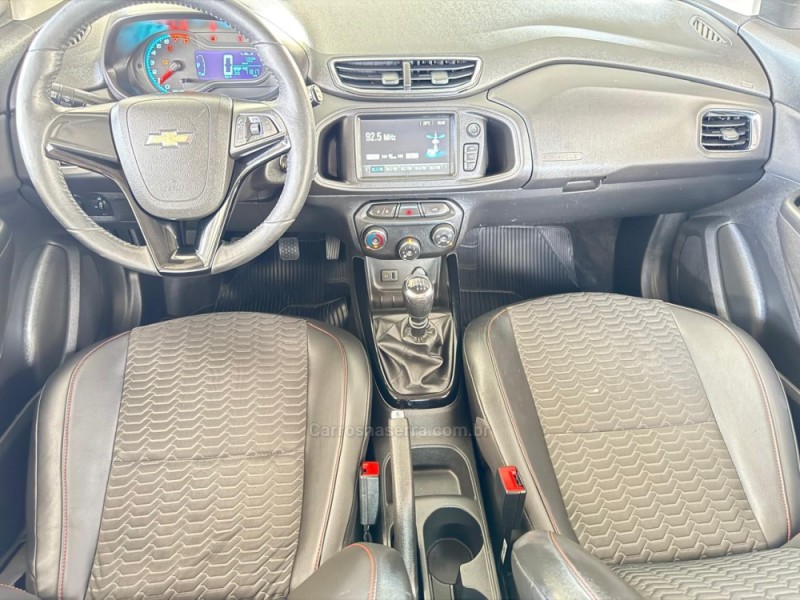 ONIX 1.4 MPFI LTZ 8V FLEX 4P MANUAL - 2017 - CAXIAS DO SUL