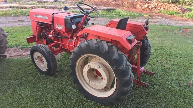 TRATOR 4200  - 1985 - BENTO GONçALVES
