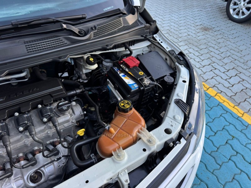 ONIX 1.4 MPFI LT 8V FLEX 4P MANUAL - 2018 - ESTâNCIA VELHA