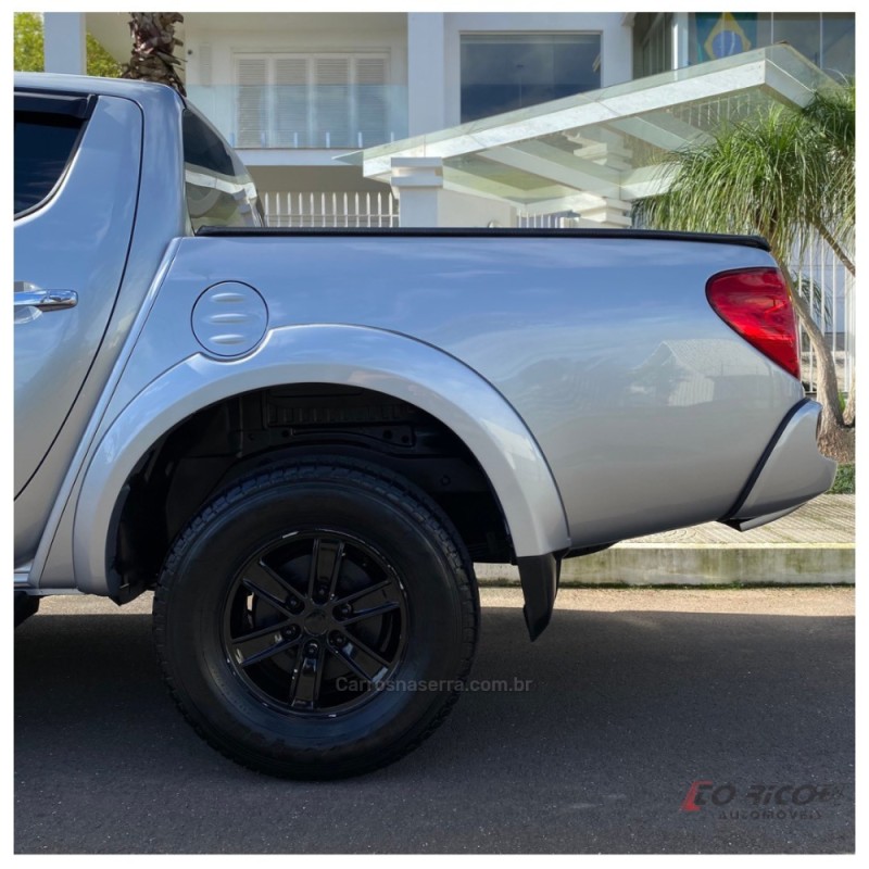 L200 TRITON 3.2 HPE 4X4 CD 16V TURBO INTERCOOLER DIESEL 4P AUTOMÁTICO - 2008 - CAMPO BOM