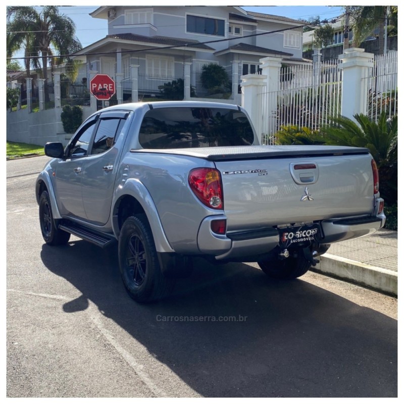 L200 TRITON 3.2 HPE 4X4 CD 16V TURBO INTERCOOLER DIESEL 4P AUTOMÁTICO - 2008 - CAMPO BOM