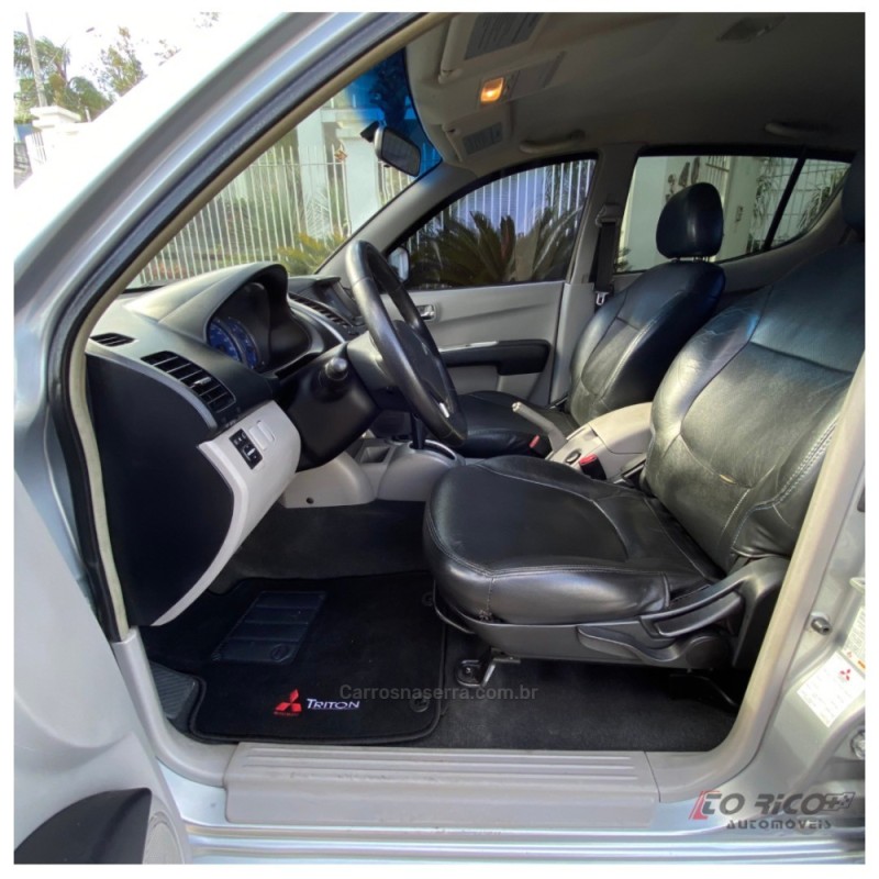 L200 TRITON 3.2 HPE 4X4 CD 16V TURBO INTERCOOLER DIESEL 4P AUTOMÁTICO - 2008 - CAMPO BOM