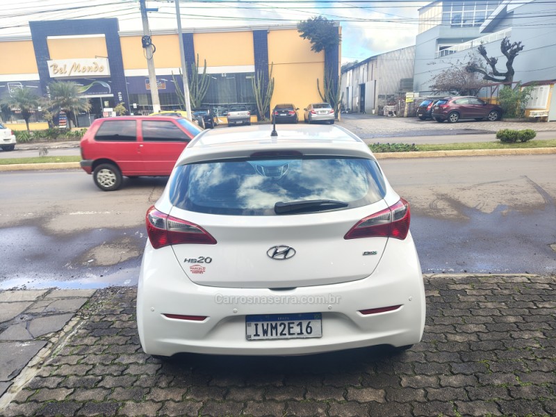HB20 1.0 COMFORT 12V FLEX 4P MANUAL - 2015 - GUAPORé
