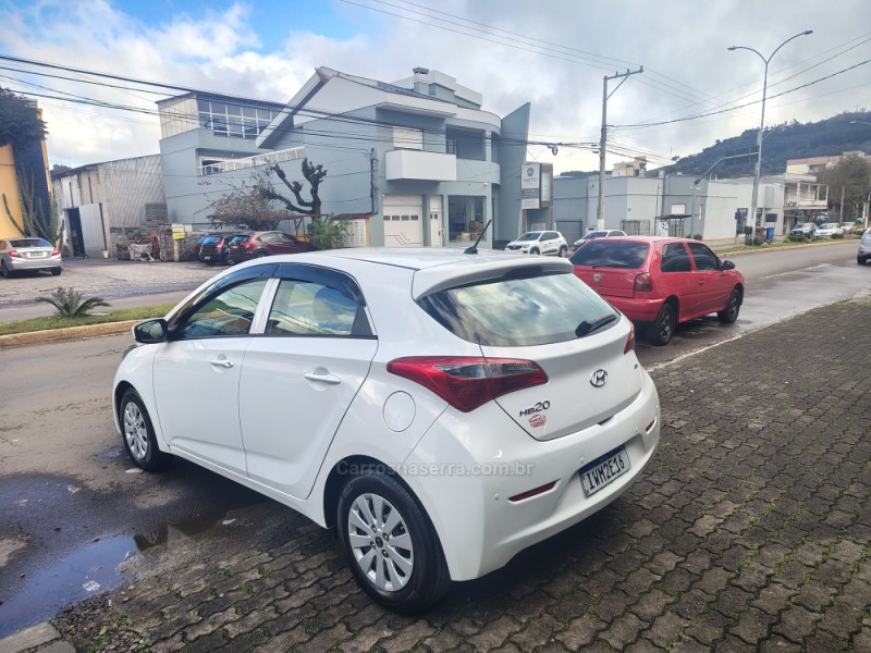 HB20 1.0 COMFORT 12V FLEX 4P MANUAL - 2015 - GUAPORé