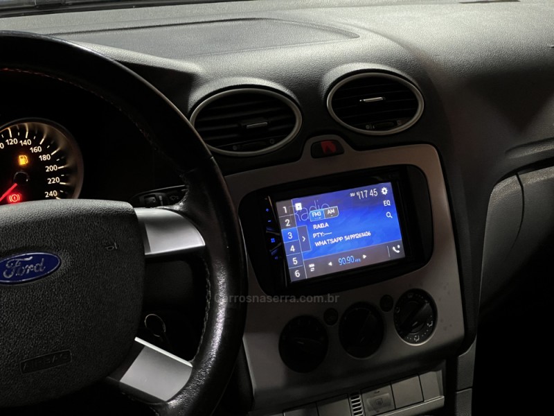FOCUS 1.6 GLX 16V FLEX 4P MANUAL - 2013 - BENTO GONçALVES