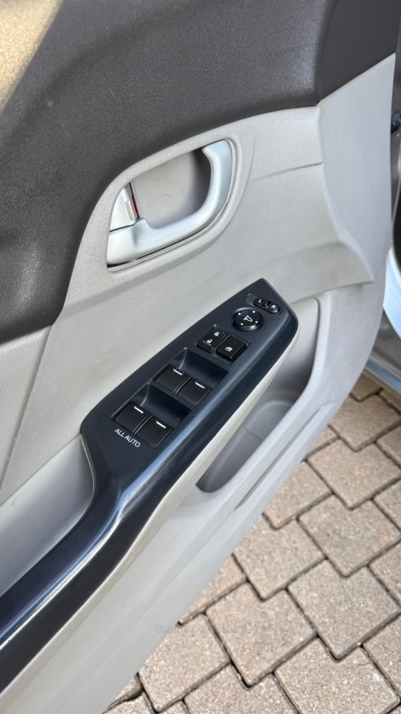 CIVIC 1.8 LXL 16V FLEX 4P AUTOMÁTICO - 2012 - GUAPORé