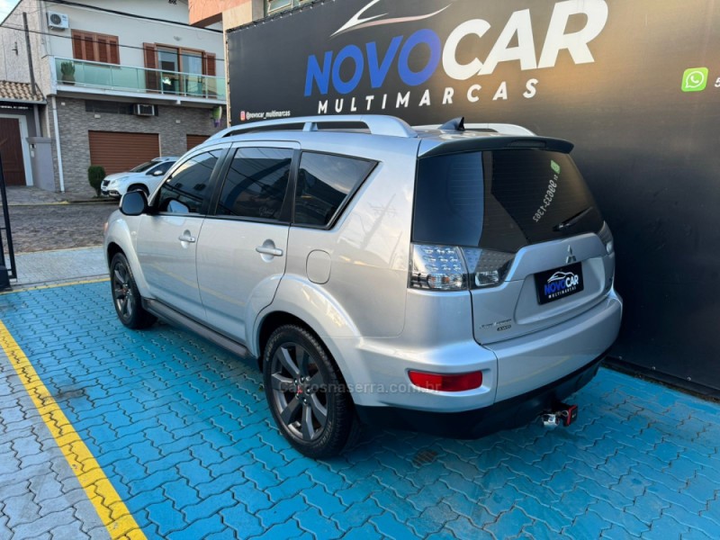 OUTLANDER 3.0 GT 4X4 V6 24V GASOLINA 4P AUTOMÁTICO - 2010 - ESTâNCIA VELHA