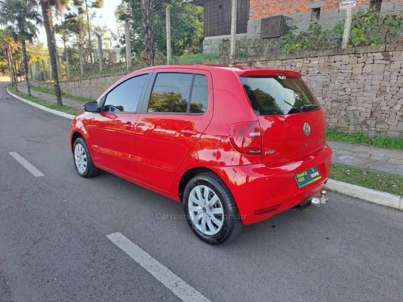 FOX 1.0 MI TREND 8V FLEX 4P MANUAL - 2013 - VERANóPOLIS