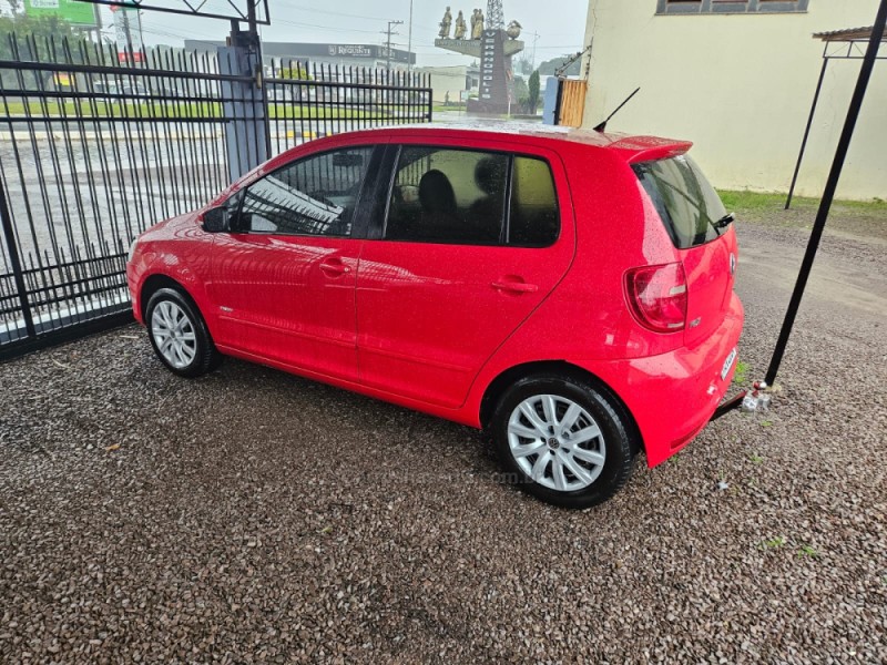 FOX 1.0 MI TREND 8V FLEX 4P MANUAL - 2013 - VERANóPOLIS