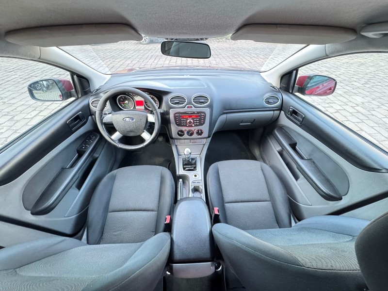FOCUS 2.0 GLX SEDAN 16V FLEX 4P MANUAL - 2010 - CAXIAS DO SUL