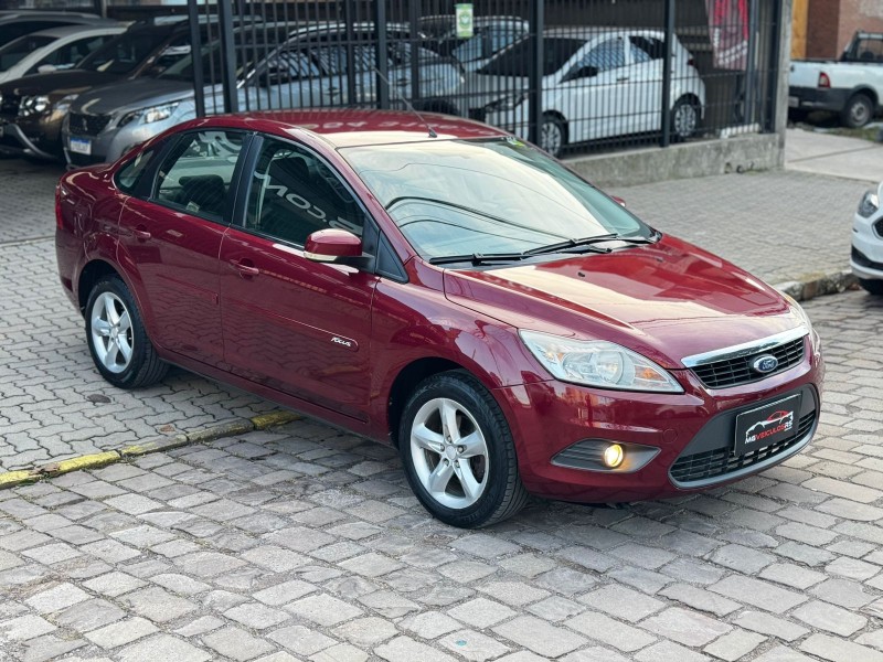 FOCUS 2.0 GLX SEDAN 16V FLEX 4P MANUAL - 2010 - CAXIAS DO SUL