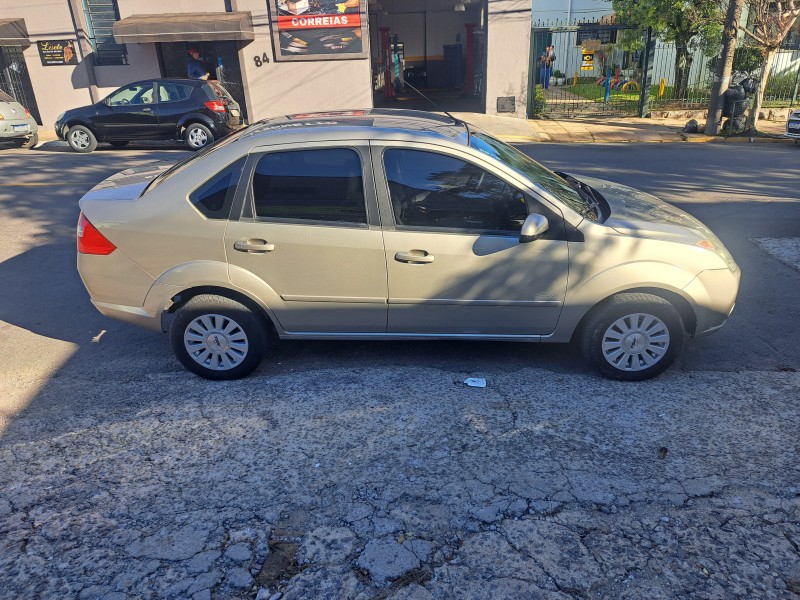 FIESTA 1.6 MPI CLASS 8V GASOLINA 4P MANUAL - 2009 - FARROUPILHA