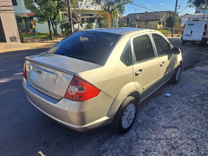 FIESTA 1.6 MPI CLASS 8V GASOLINA 4P MANUAL - 2009 - FARROUPILHA