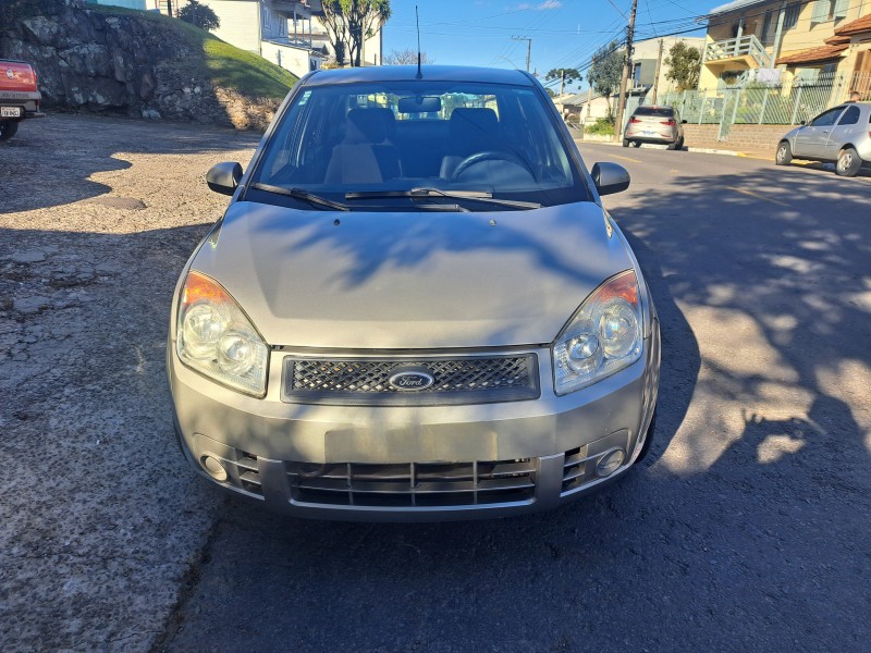 FIESTA 1.6 MPI CLASS 8V GASOLINA 4P MANUAL - 2009 - FARROUPILHA