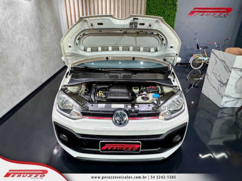 UP 1.0 TSI MOVE UP 12V FLEX 4P MANUAL - 2018 - NOVA PRATA