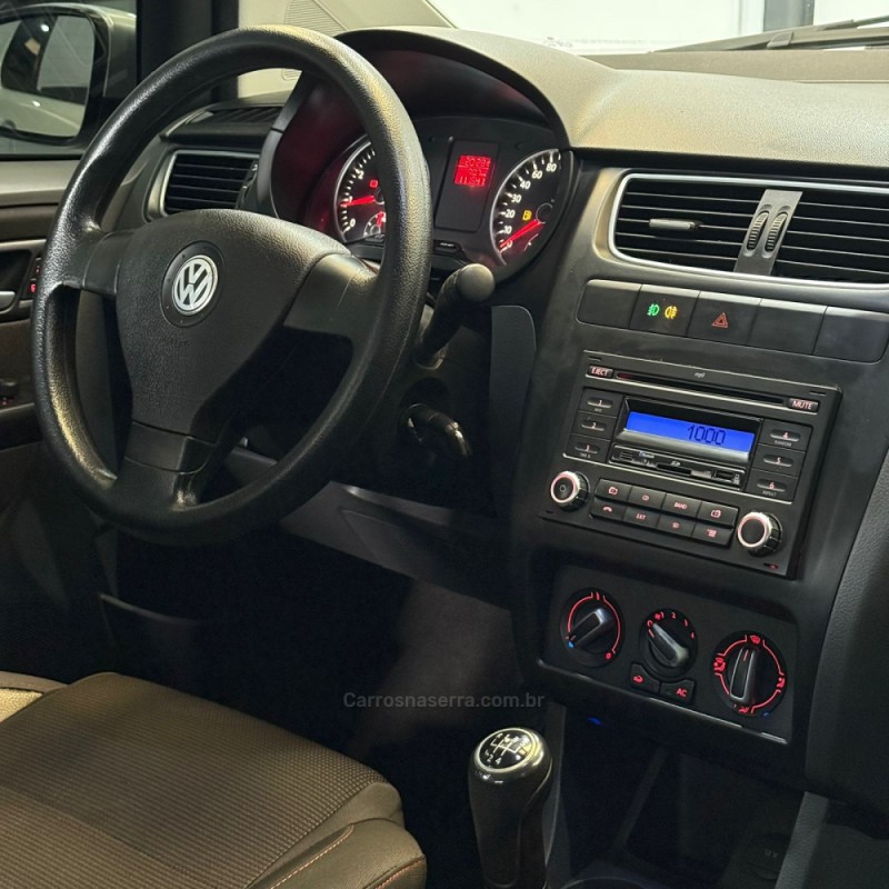 FOX 1.6 MI PRIME 8V FLEX 4P MANUAL - 2012 - NOVO HAMBURGO