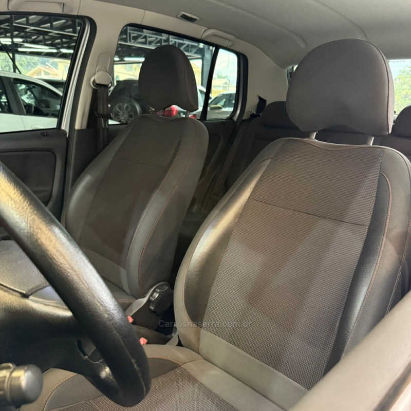FOX 1.6 MI PRIME 8V FLEX 4P MANUAL - 2012 - NOVO HAMBURGO