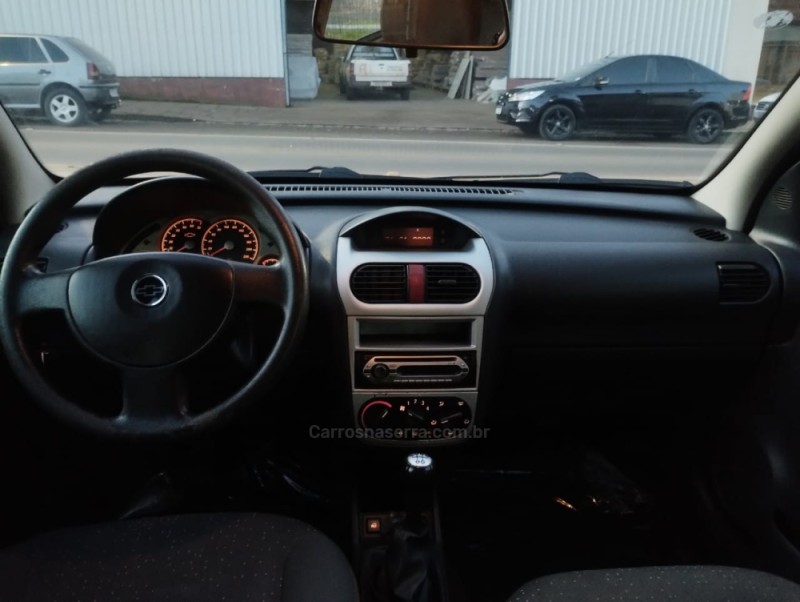 CORSA 1.4 MPFI PREMIUM 8V FLEX 4P MANUAL - 2009 - VACARIA