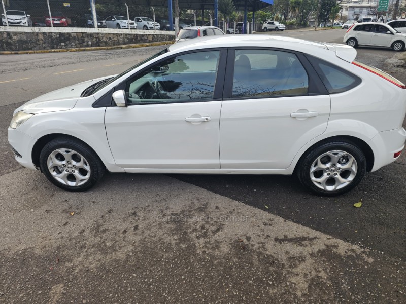 FOCUS 2.0 GLX 16V FLEX 4P MANUAL - 2011 - BENTO GONçALVES
