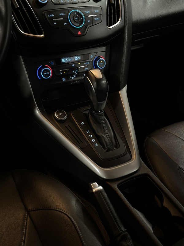 FOCUS 2.0 SE 16V FLEX 4P AUTOMÁTICO - 2016 - CAXIAS DO SUL