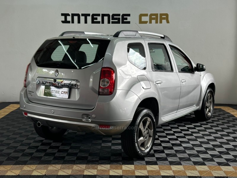 DUSTER 2.0 DYNAMIQUE 4X2 16V FLEX 4P AUTOMÁTICO - 2013 - NOVO HAMBURGO