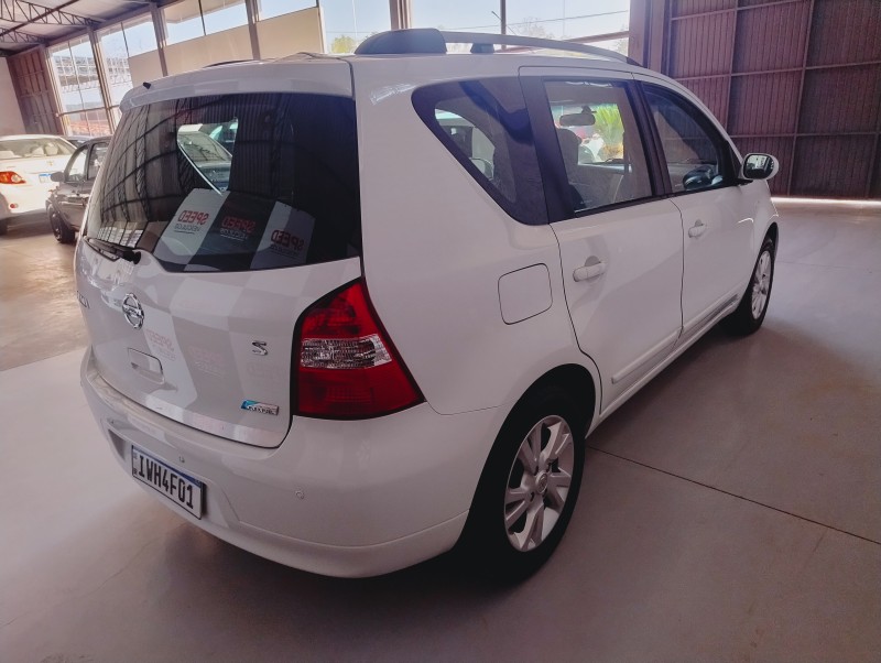 LIVINA 1.8 S 16V FLEX 4P AUTOMÁTICO - 2014 - SãO SEBASTIãO DO CAí