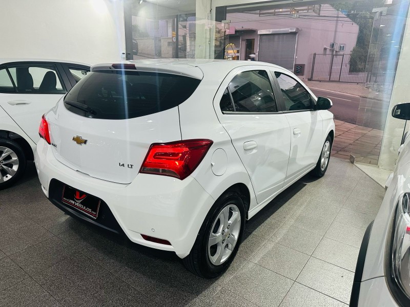 ONIX 1.4 MPFI LT 8V FLEX 4P MANUAL - 2019 - CAXIAS DO SUL