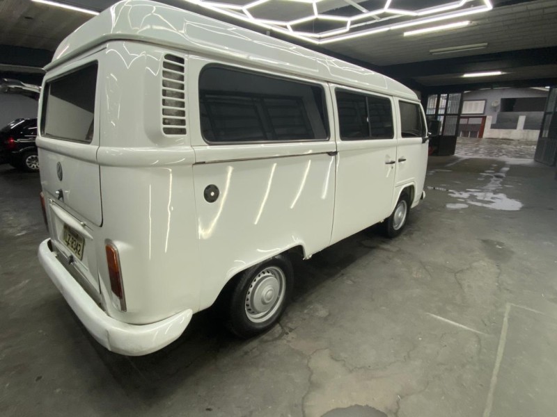 KOMBI 1.6 MI STD LOTAÇÃO 8V GASOLINA 3P MANUAL - 2005 - CAXIAS DO SUL