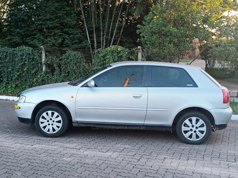 A3 1.6 8V GASOLINA 2P MANUAL - 2000 - IVOTI
