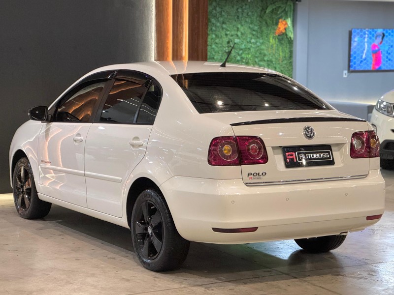 POLO 1.6 MI COMFORTLINE 8V FLEX 4P MANUAL - 2014 - NOVO HAMBURGO