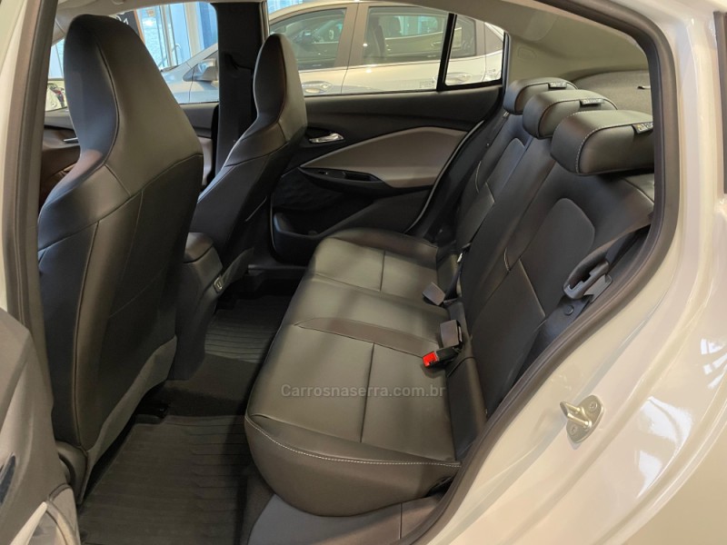 ONIX 1.0	PREMIER II PLUS 12V TURBO FLEX 4P AUTOMÁTICO - 2025 - VERANóPOLIS