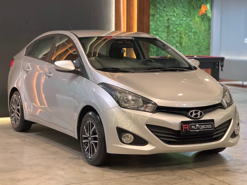 HB20 1.6 COMFORT PLUS 16V FLEX 4P MANUAL - 2015 - NOVO HAMBURGO
