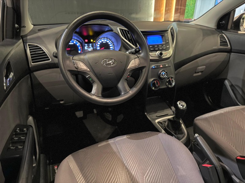 HB20 1.6 COMFORT PLUS 16V FLEX 4P MANUAL - 2015 - NOVO HAMBURGO